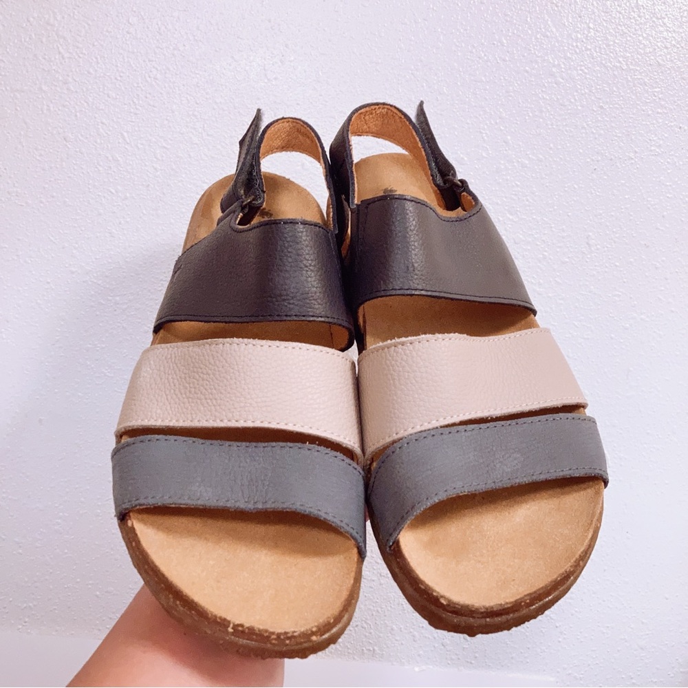 El Naturalista Three-Tone Strap Sandals - Black, Beige & Gray women’s size 39/8